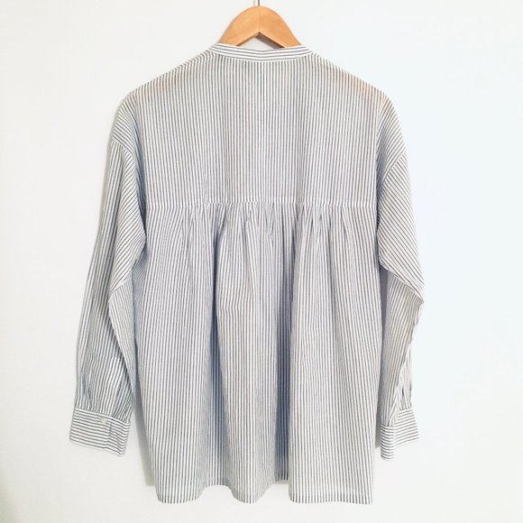 Vince White Blue Striped Shirred Back Pullover - M - Picture 4 of 5